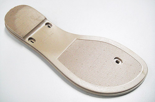 簡述PVC鞋底的性能與分類