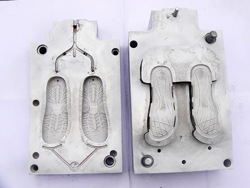 EVA射出發(fā)泡模具